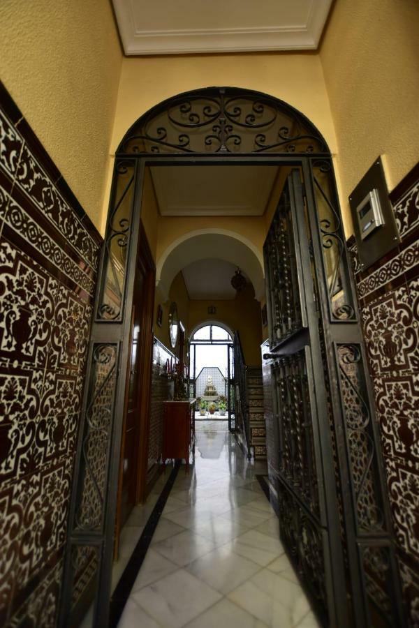 Triana Los Principes Sevilla Eksteriør bilde